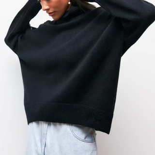 VÉRONIQUE ASYMMETRICAL SWEATER